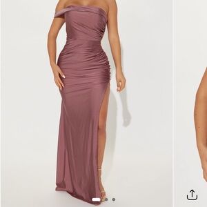 Elegant Pink Maxi Dress